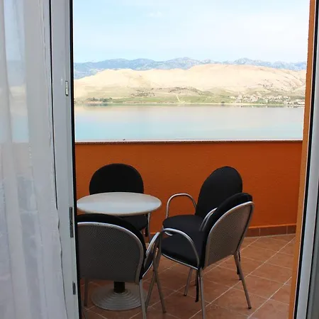 Apartament Tina *
