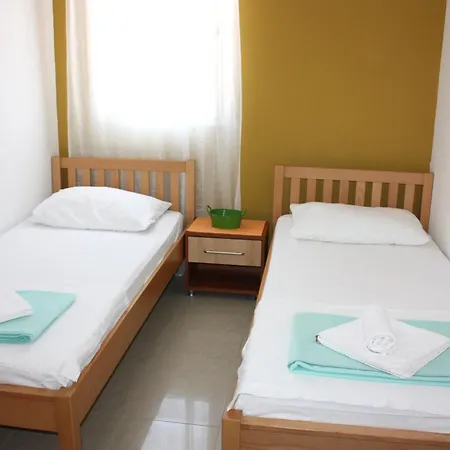Apartment Tina Pag Town