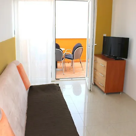 Apartment Tina