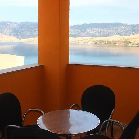 Tina Apartment *